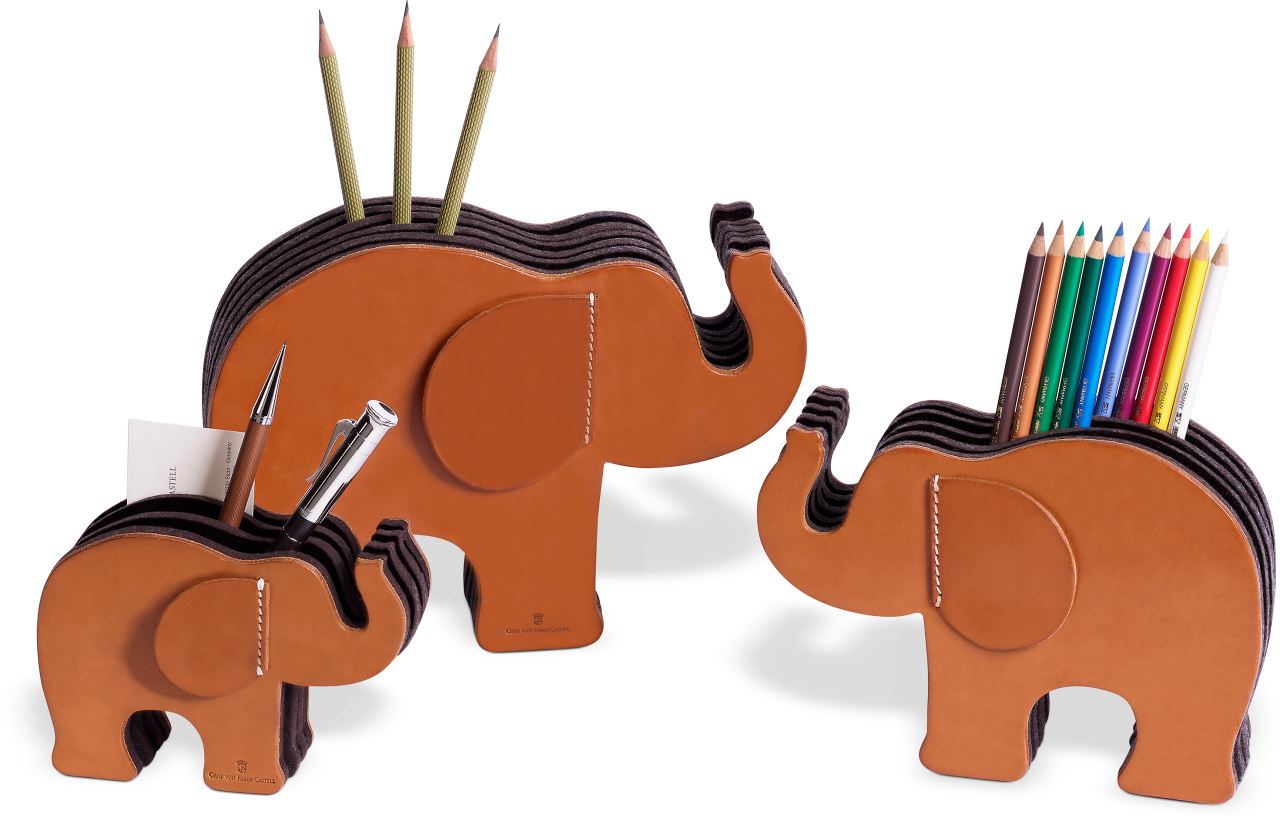 Graf-von-Faber-Castell - Pen holder Elephant Medium, natural